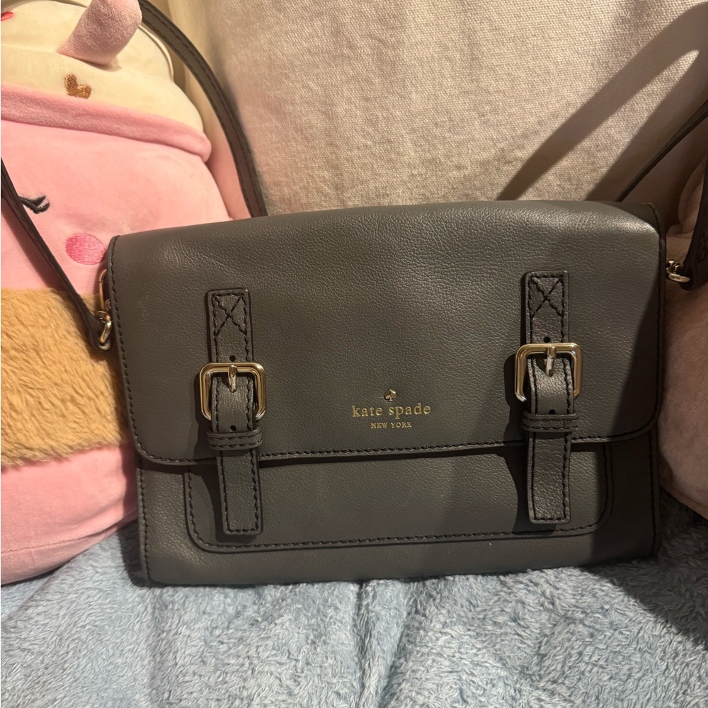 Kate Spade Gray Messenger Bag with Structured Design
